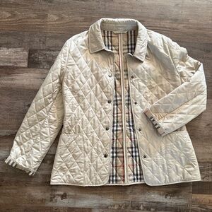 Burberry London Nova Lined Quilted Coat - Medium